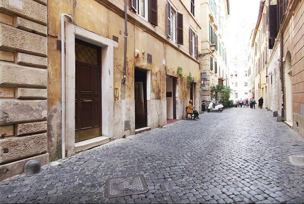 Holidays Banchi Nuovi Rome Exterior photo